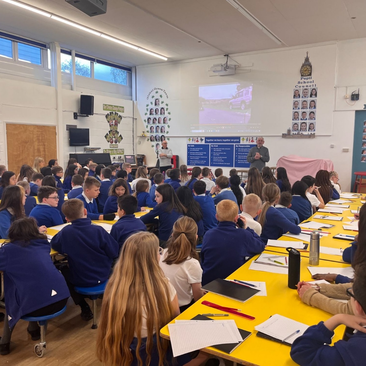 great-bradfords-junior-school-year-6-visitors-for-dt
